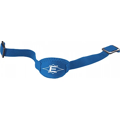 Casco con barboquejo