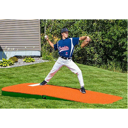 Practice Mound: 2 Delen